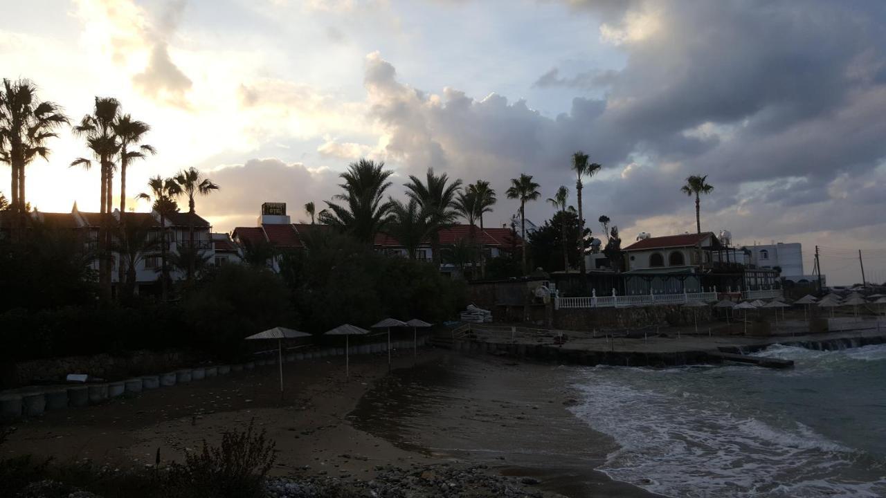Topset Hotel Agios Georgios  Eksteriør billede