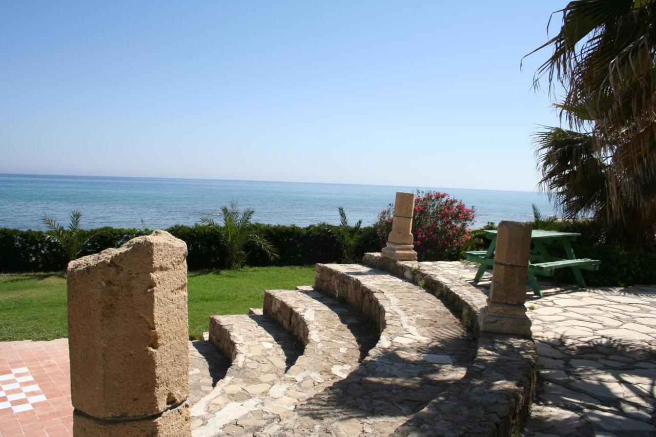 Topset Hotel Agios Georgios  Eksteriør billede