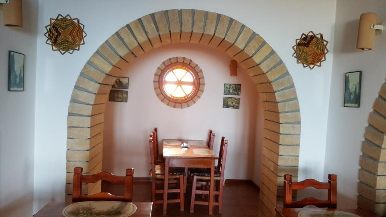 Topset Hotel Agios Georgios  Eksteriør billede