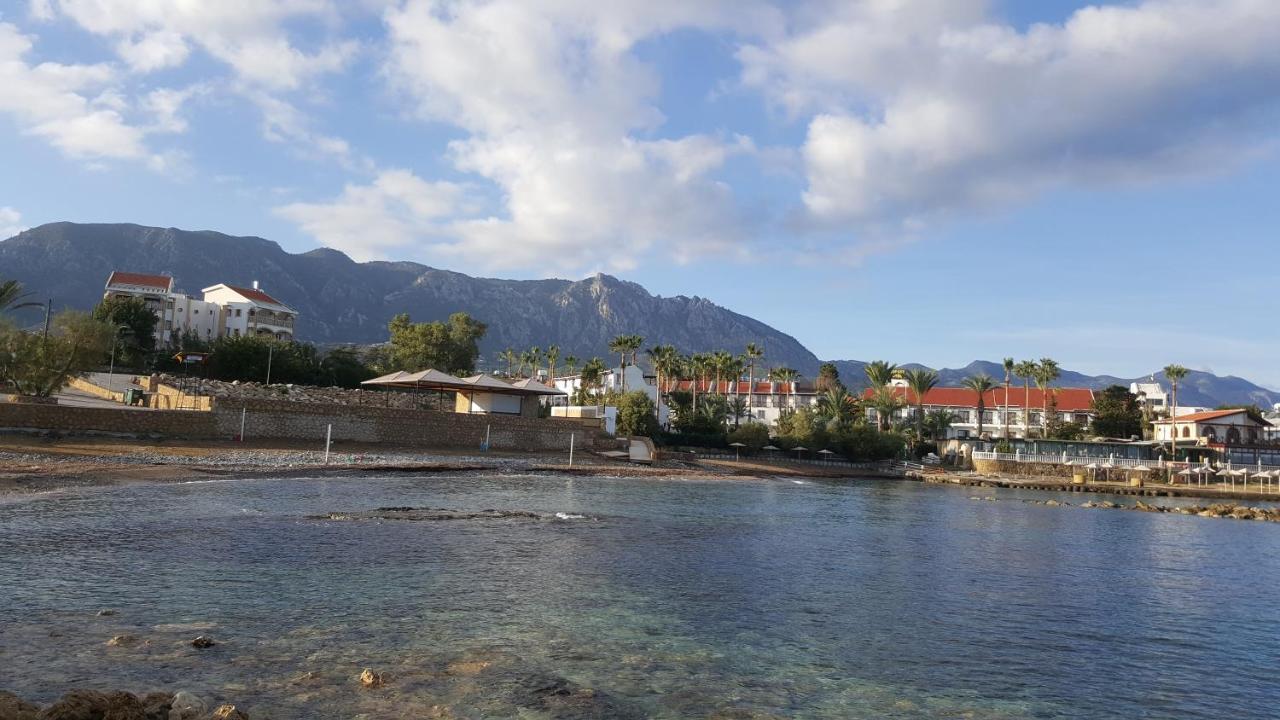 Topset Hotel Agios Georgios  Eksteriør billede