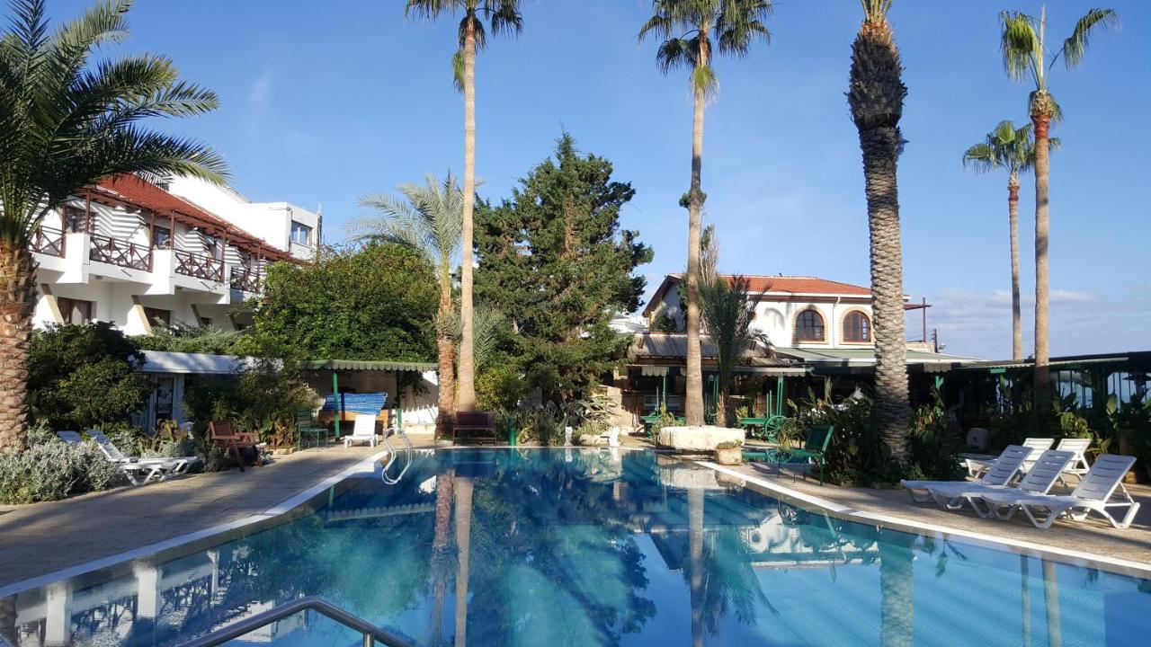 Topset Hotel Agios Georgios  Eksteriør billede