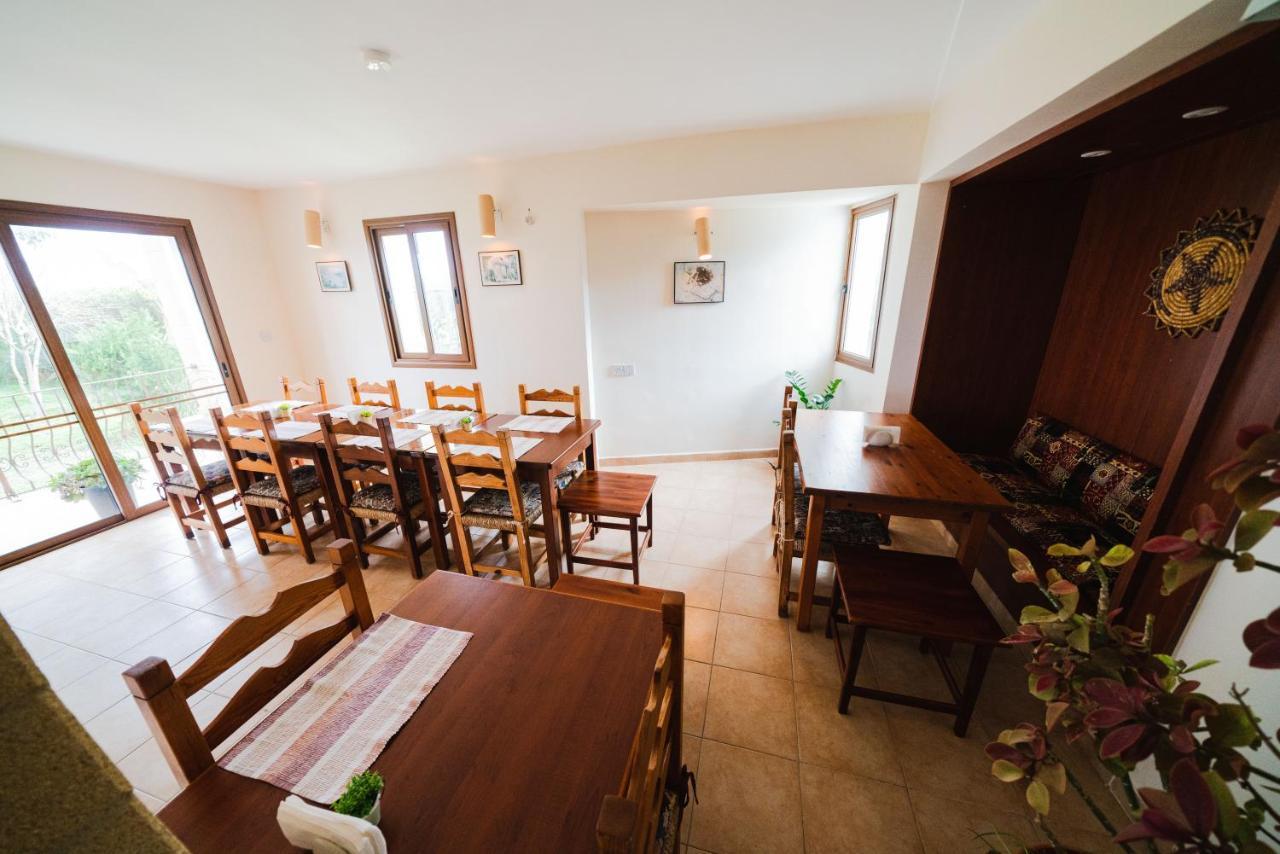 Topset Hotel Agios Georgios  Eksteriør billede
