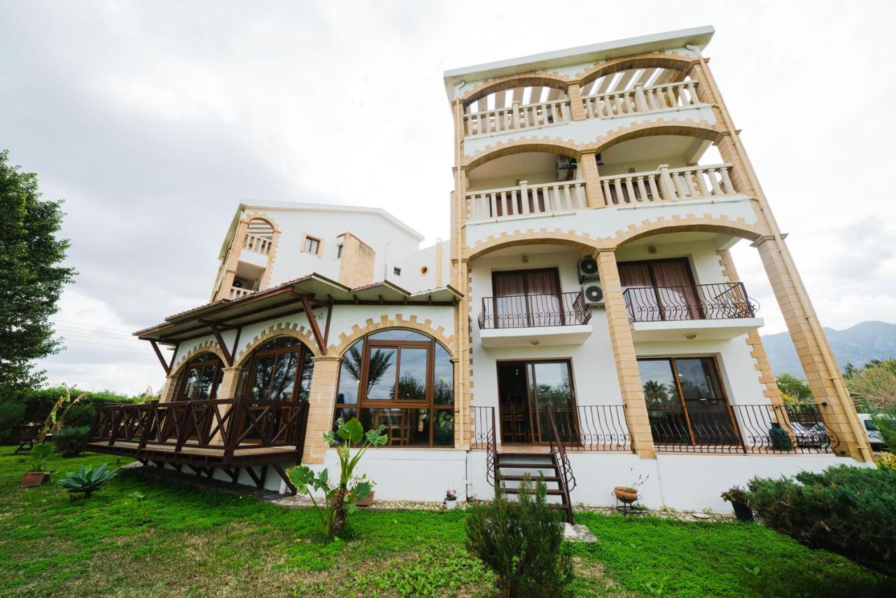 Topset Hotel Agios Georgios  Eksteriør billede