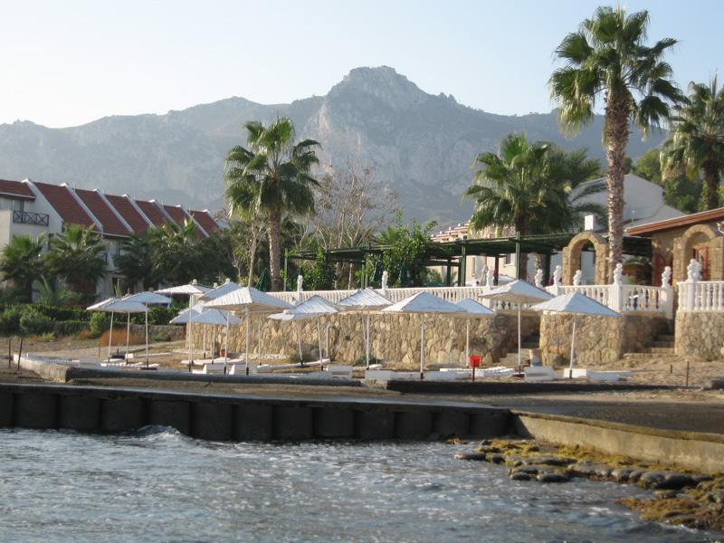 Topset Hotel Agios Georgios  Eksteriør billede