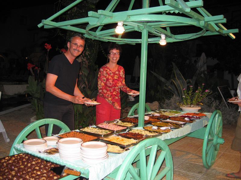 Topset Hotel Agios Georgios  Eksteriør billede