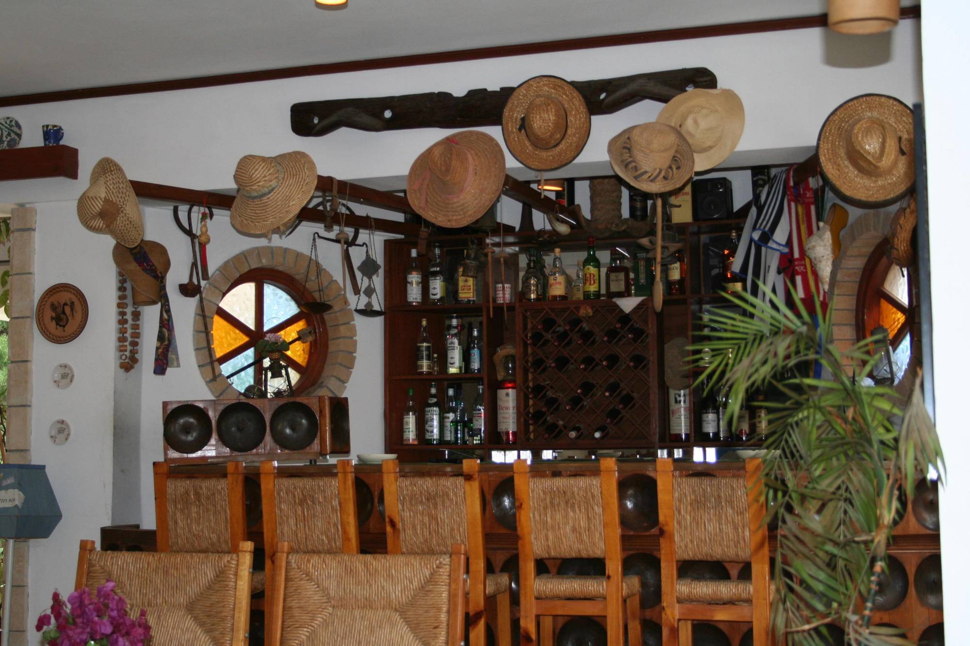 Topset Hotel Agios Georgios  Eksteriør billede